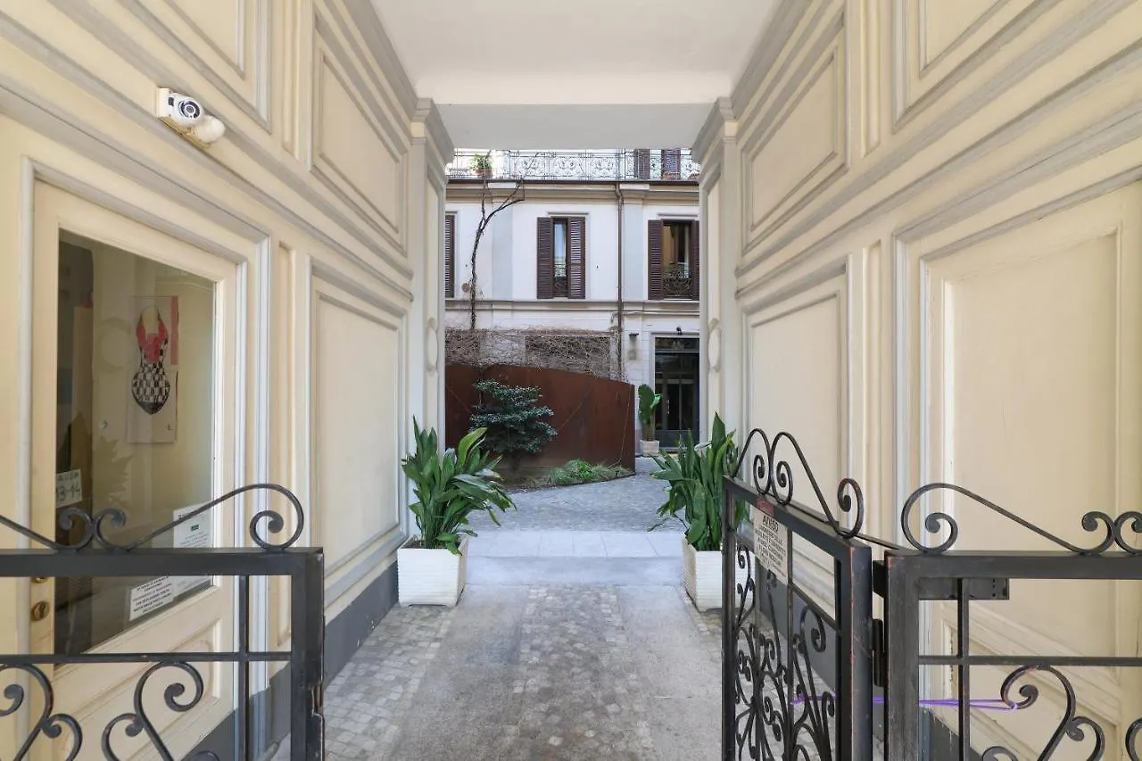 La Foppa Home - Large & Trendy Flat Moscova-Brera Milan Apartment